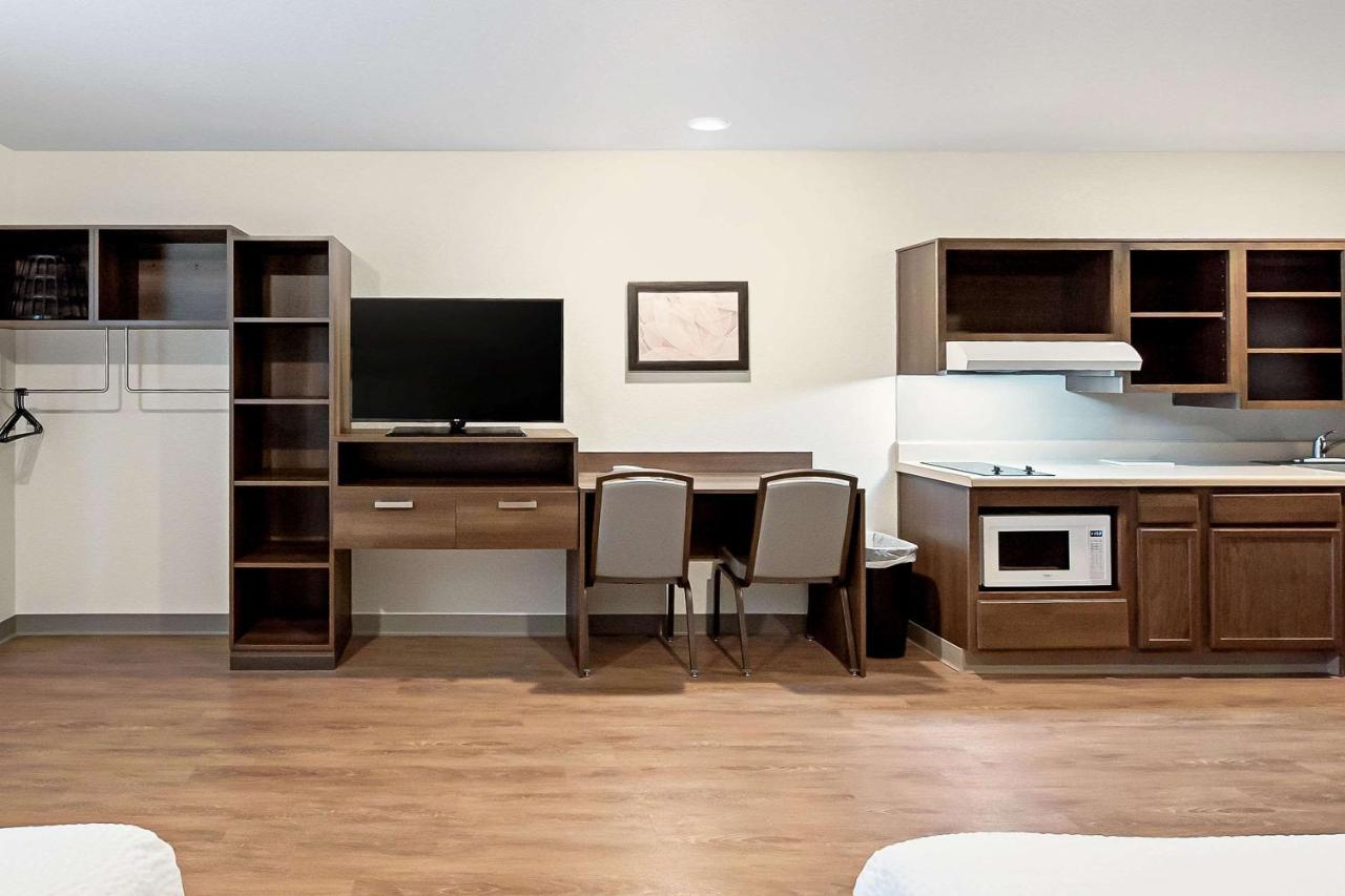 Queen Room with Two Queen Beds - Accessible/Non-Smoking at WoodSpring Suites Reno Sparks