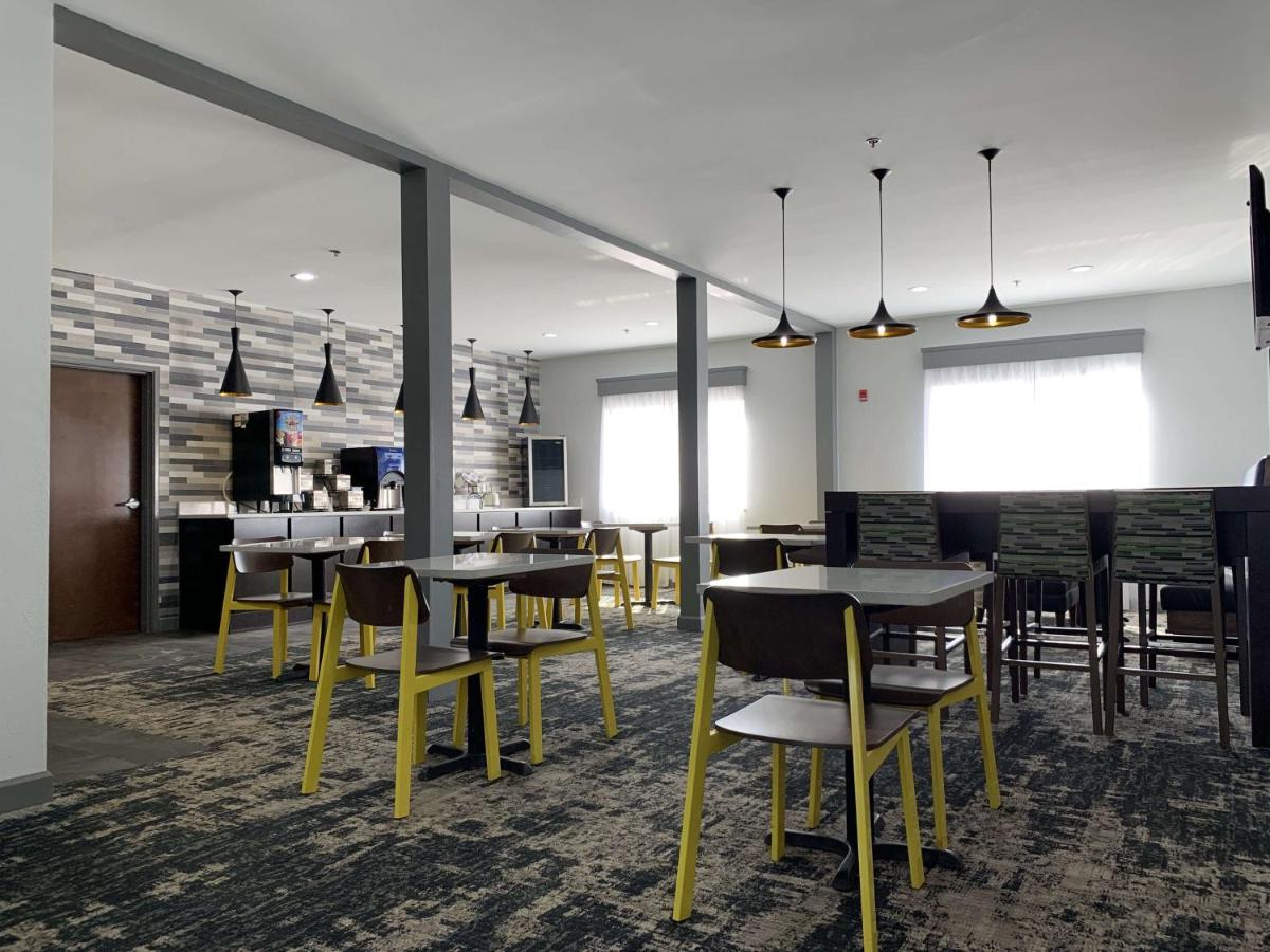  | Best Western Plus Olive Branch Hotel & Suites