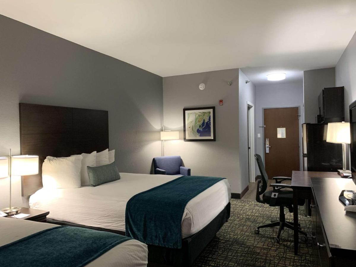  | Best Western Plus Olive Branch Hotel & Suites