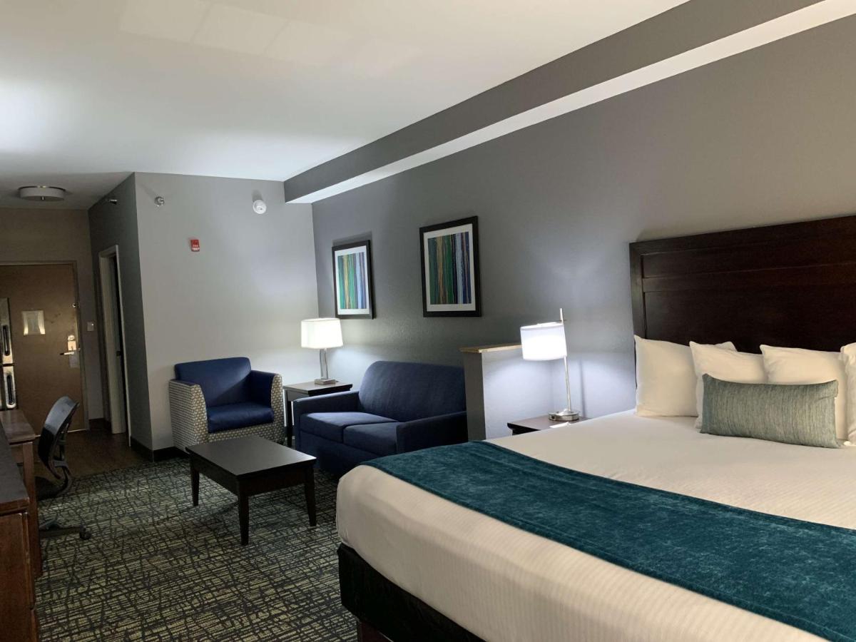  | Best Western Plus Olive Branch Hotel & Suites