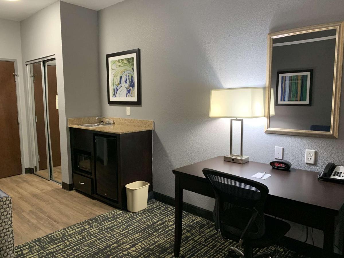  | Best Western Plus Olive Branch Hotel & Suites