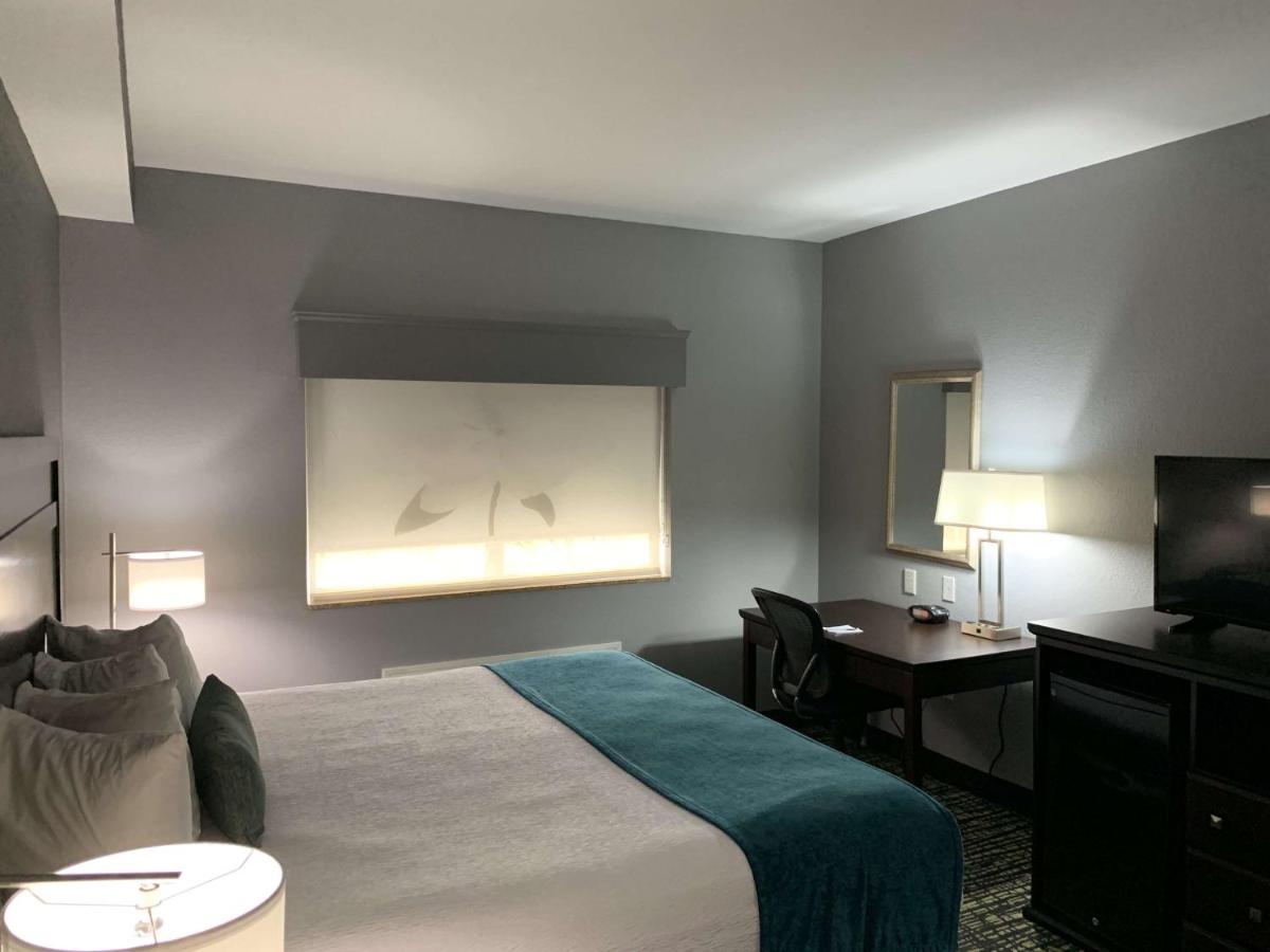  | Best Western Plus Olive Branch Hotel & Suites