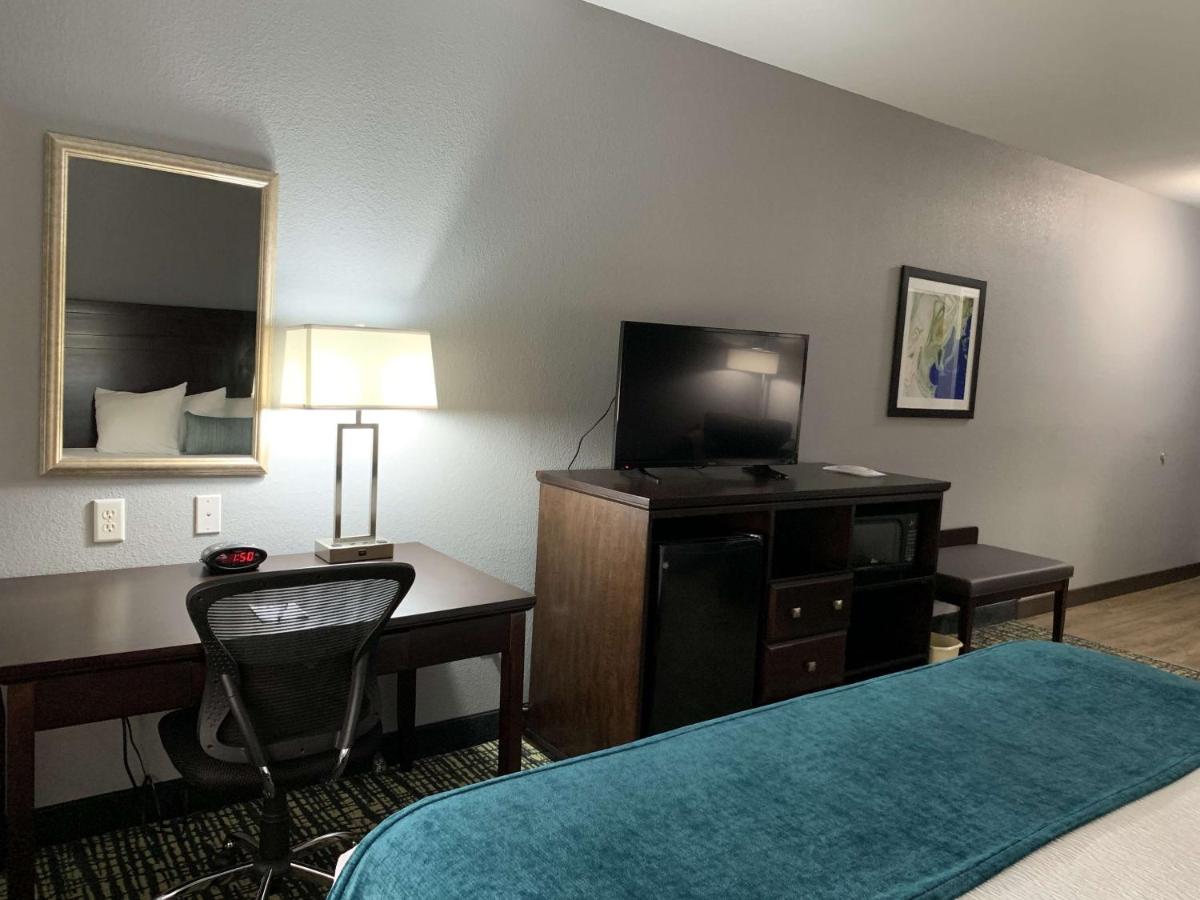  | Best Western Plus Olive Branch Hotel & Suites
