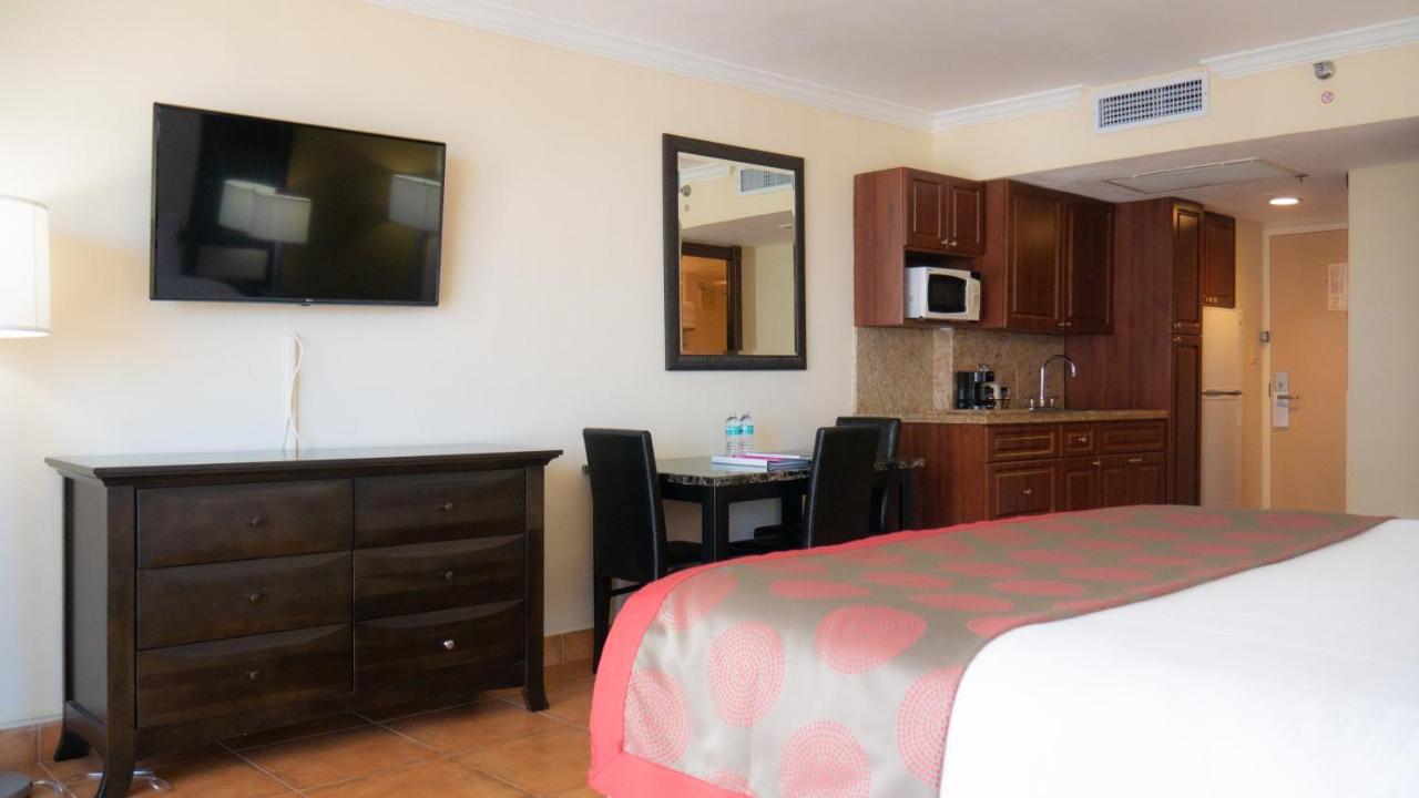 1 King Bed, Non-Smoking at Ramada Plaza by Wyndham Marco Polo Beach Resort