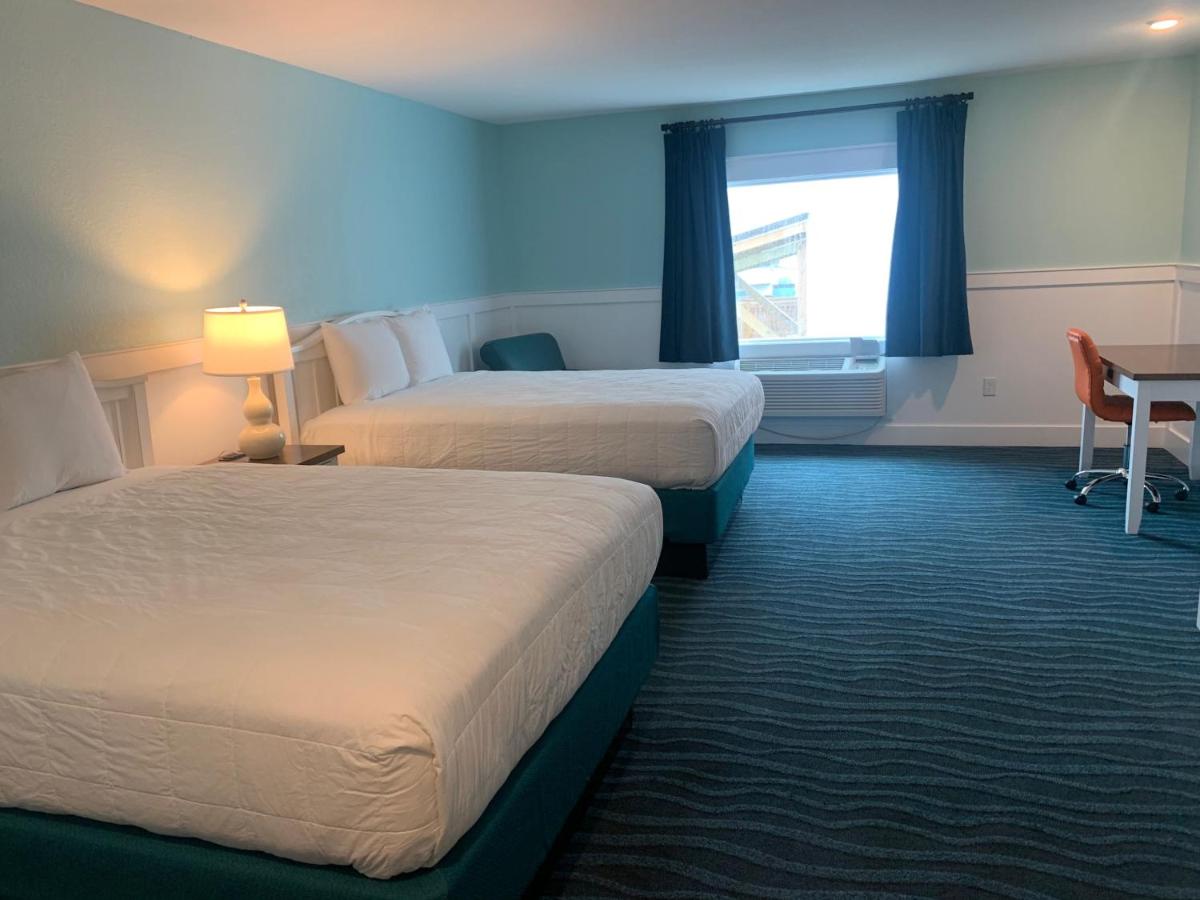 Standard - 2 Double Beds at John Yancey Oceanfront Inn