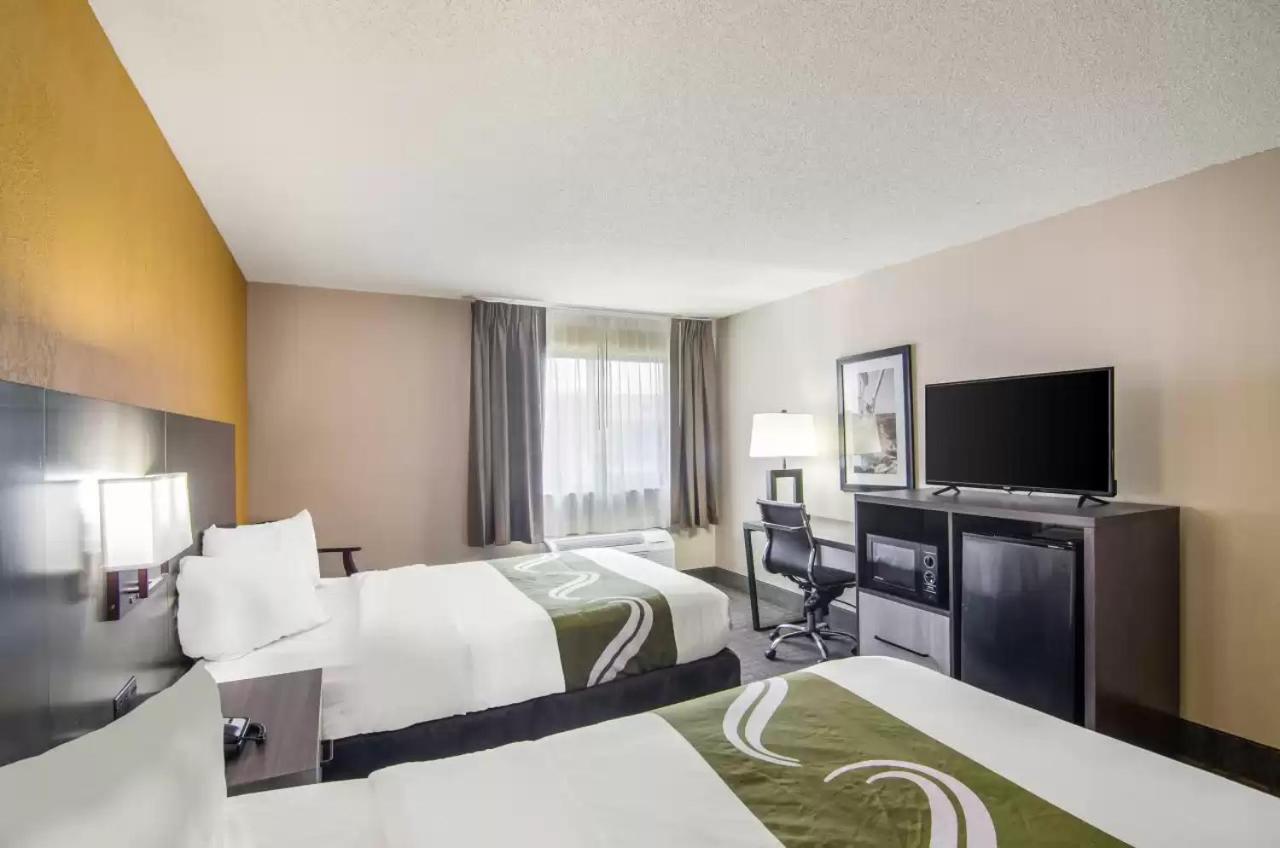 | Quality Inn Saraland