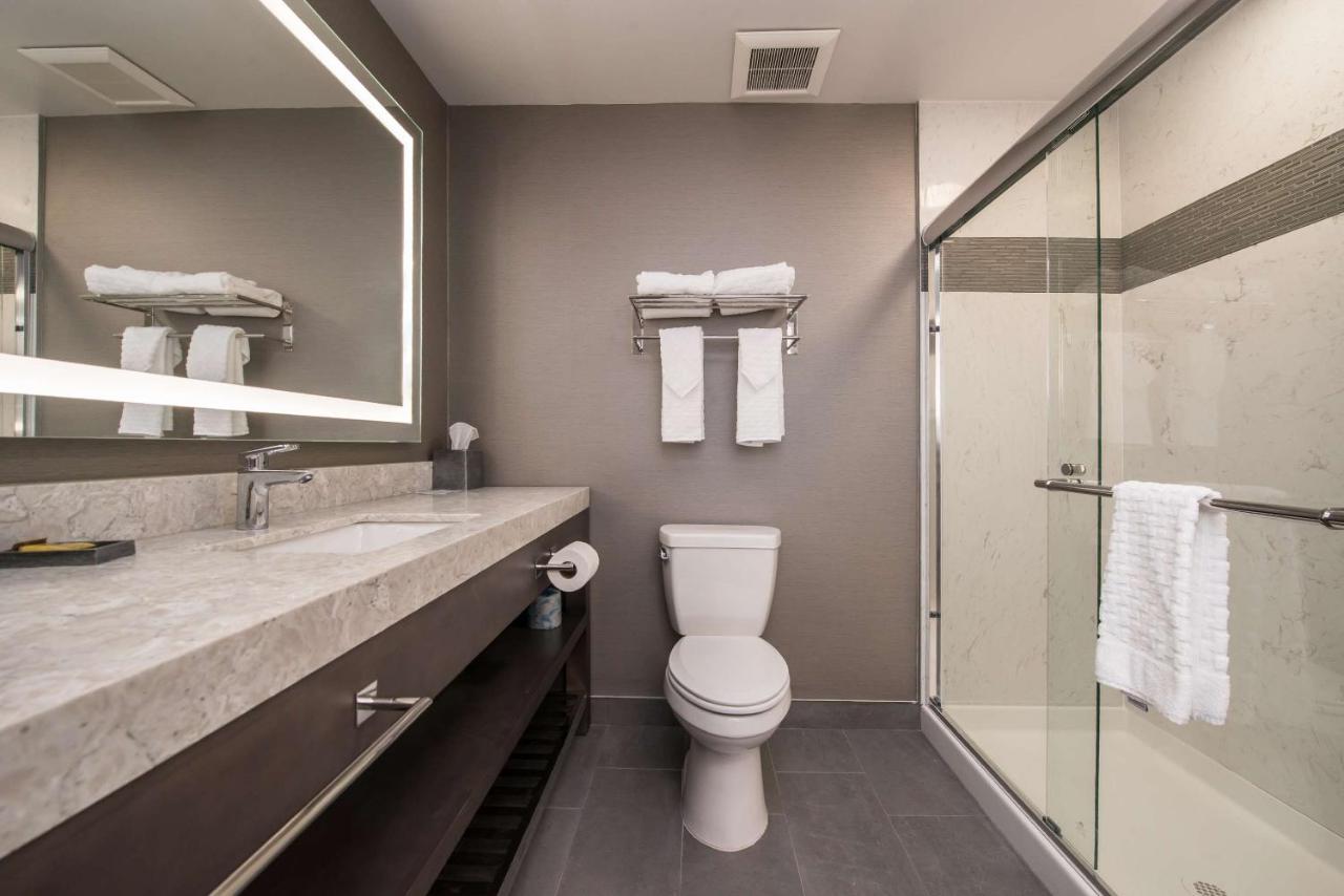 King Suite - Non-Smoking at Best Western Plus Temecula Wine Country Hotel &Suites