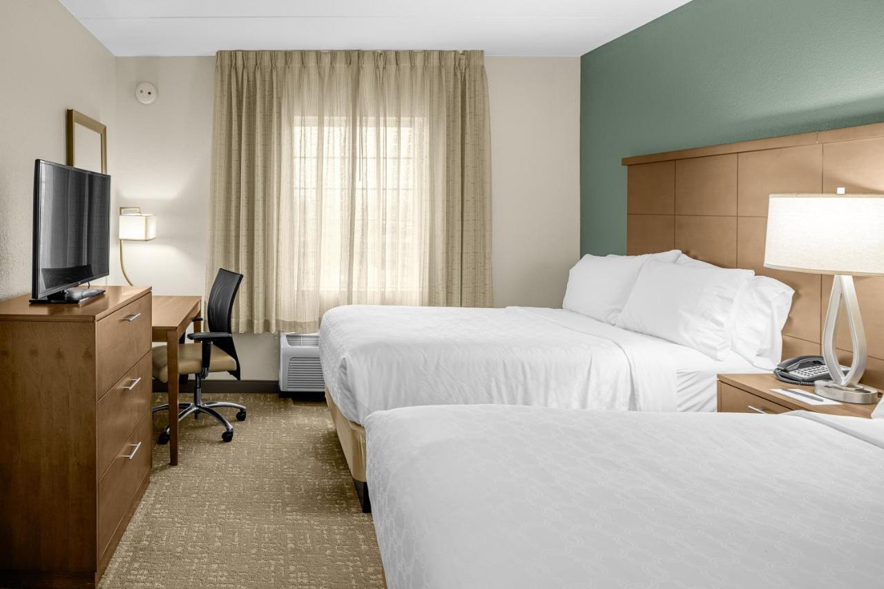 One-Bedroom Double Suite - Non-Smoking at Staybridge Suites Chattanooga at Hamilton Place by IHG