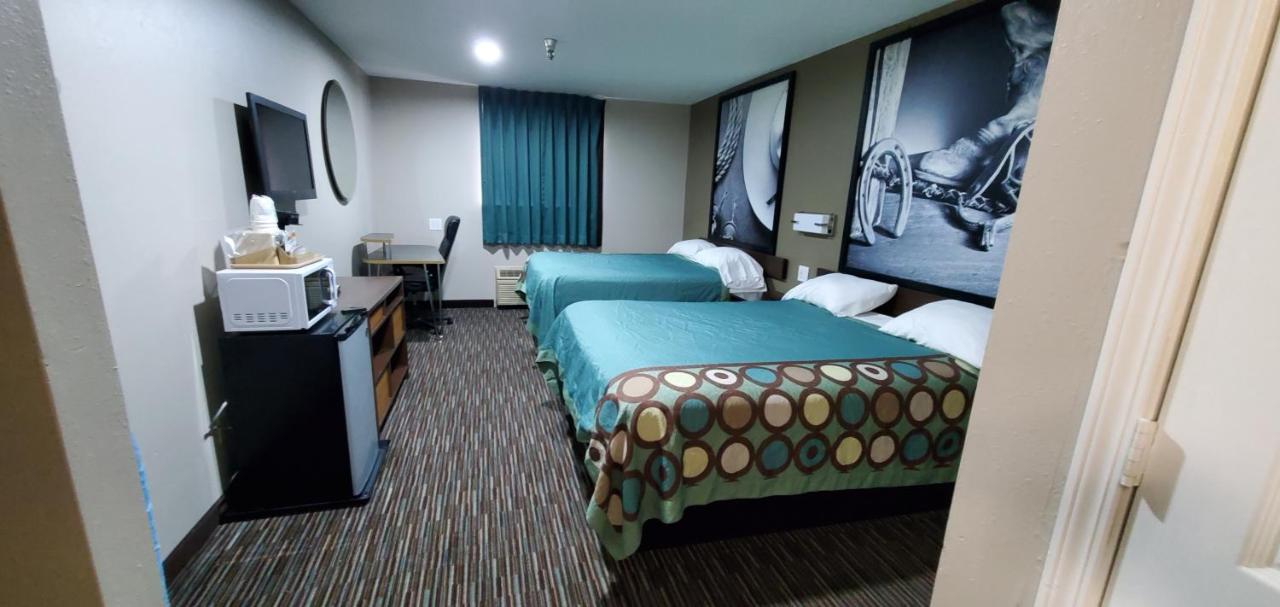 Deluxe Double Room with Two Double Beds - Non-Smoking at Super 8 by Wyndham Chickasha
