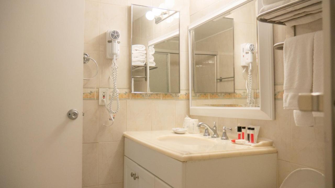 2 Queen Beds, Efficiency, Oceanfront View, Non-Smoking at Ramada Plaza by Wyndham Marco Polo Beach Resort