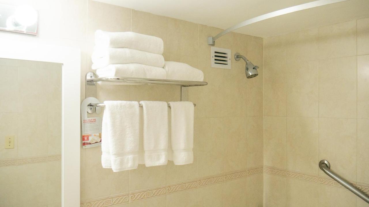 2 Queen Beds, Deluxe Room, City View, Non-Smoking at Ramada Plaza by Wyndham Marco Polo Beach Resort