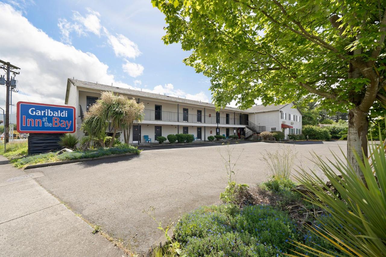 | Garibaldi Inn at the Bay