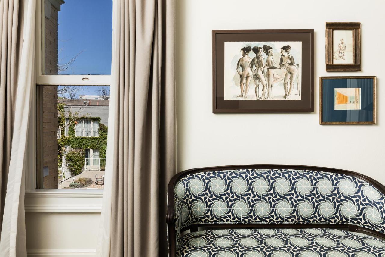 Deluxe Queen Suite at Hotel Ella