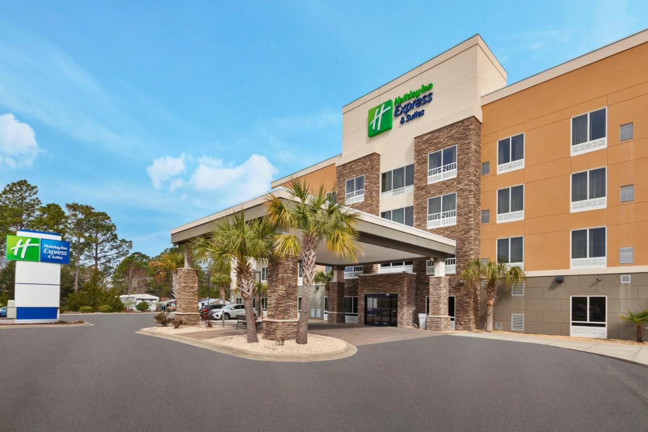  | Holiday Inn Express & Suites Southport - Oak Island Area