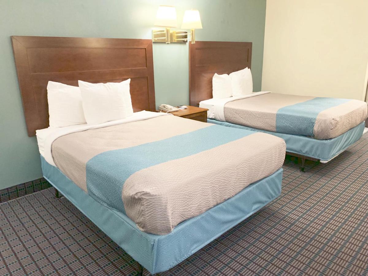 | Motel 6 McGraw, NY - Cortland