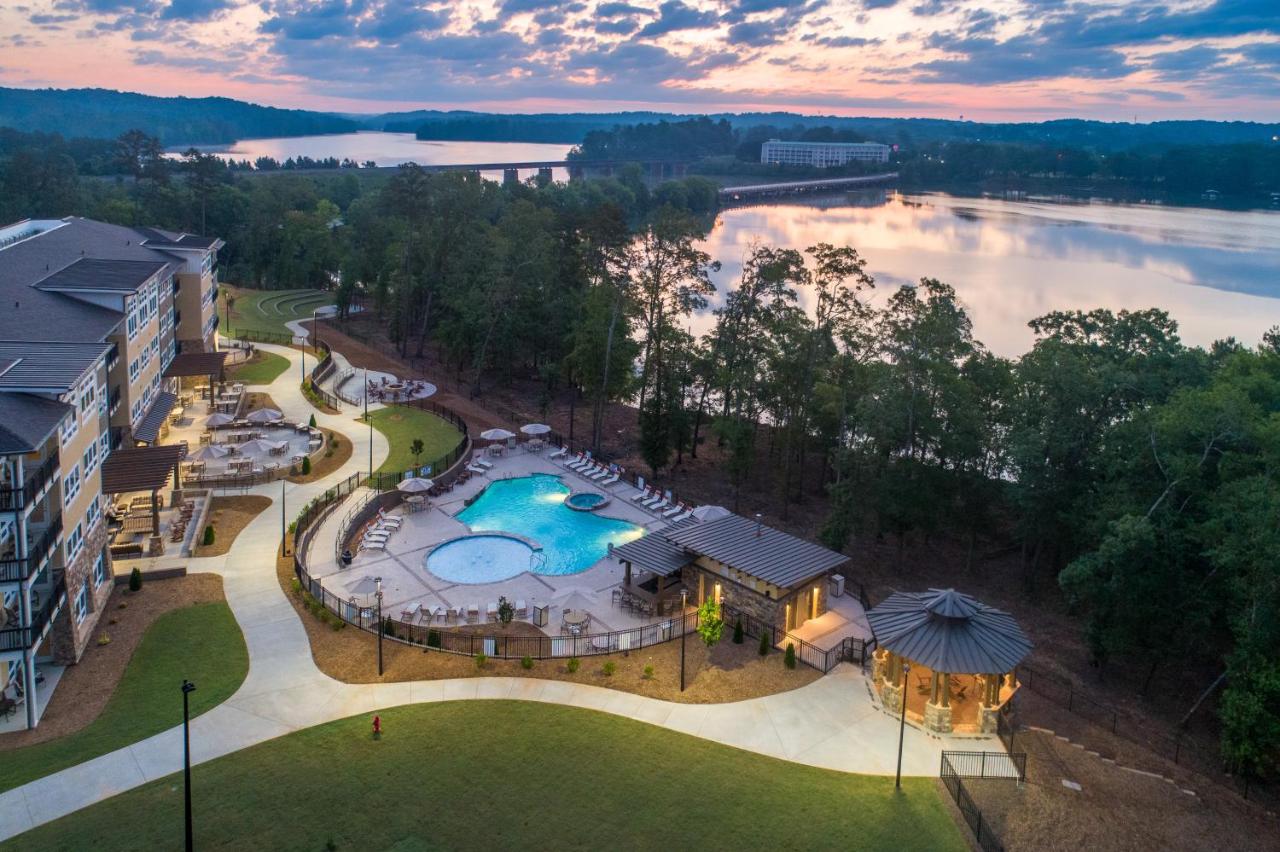 | Lakeside Lodge Clemson