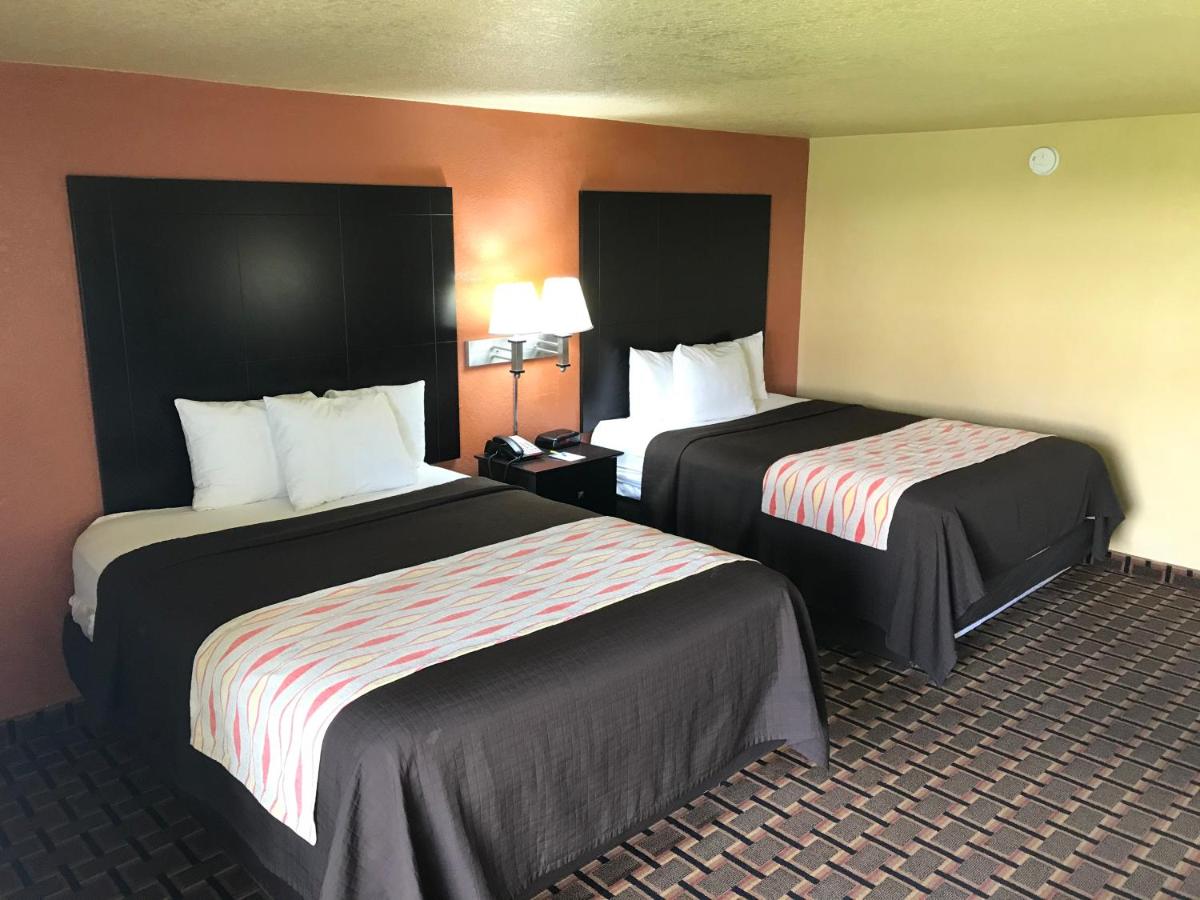 Queen Room with Two Queen Beds - Non-Smoking at Days Inn by Wyndham Joplin