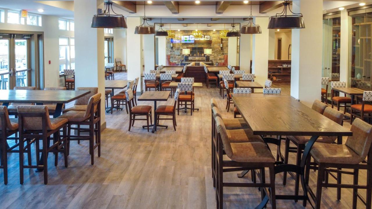 | Lakeside Lodge Clemson