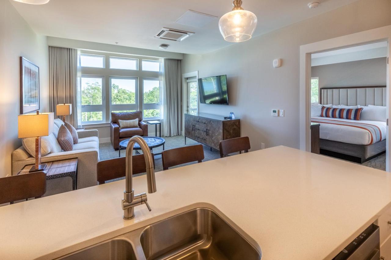 | Lakeside Lodge Clemson