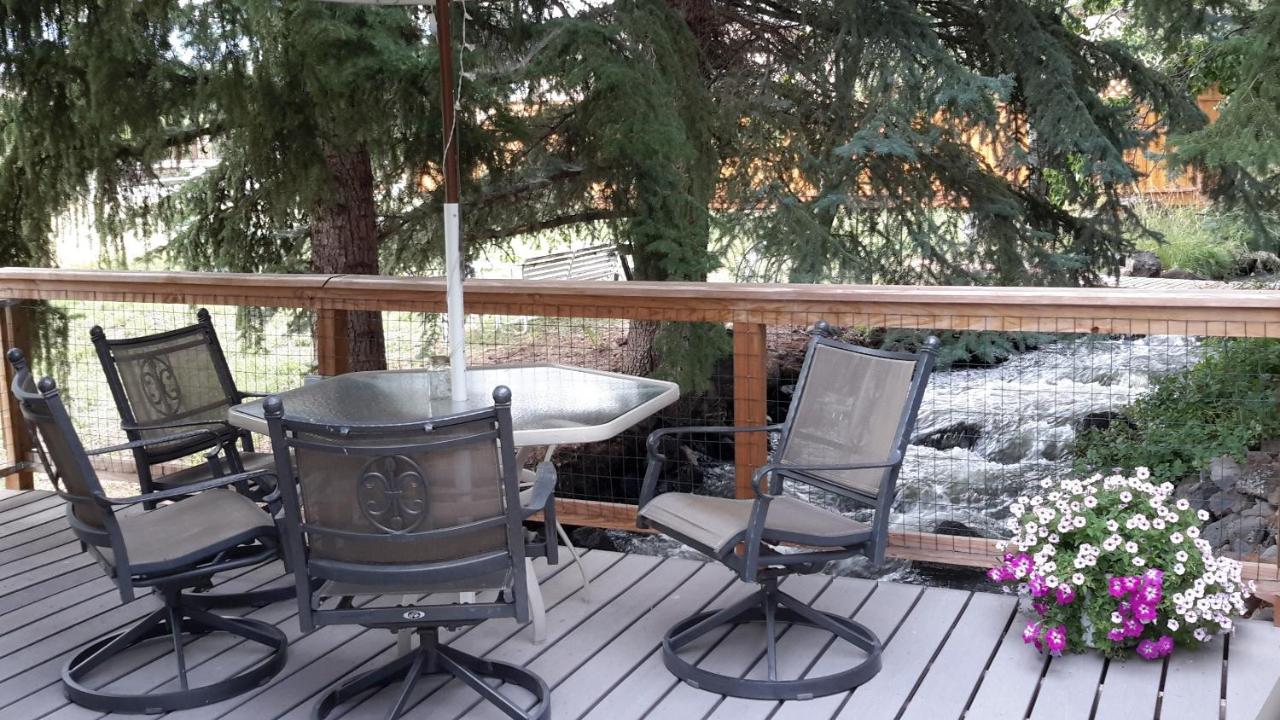 | Creek Side Bed and Breakfast