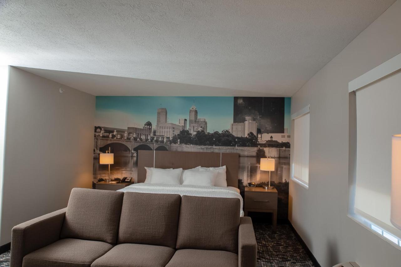King Suite with Sofa Bed - Non-Smoking at Clarion Pointe Indianapolis Airport