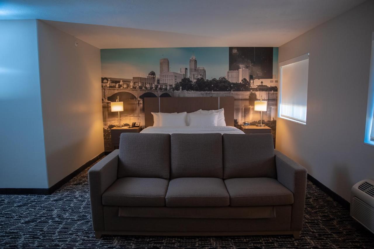 King Room with Sofa Bed - Non-Smoking at Clarion Pointe Indianapolis Airport