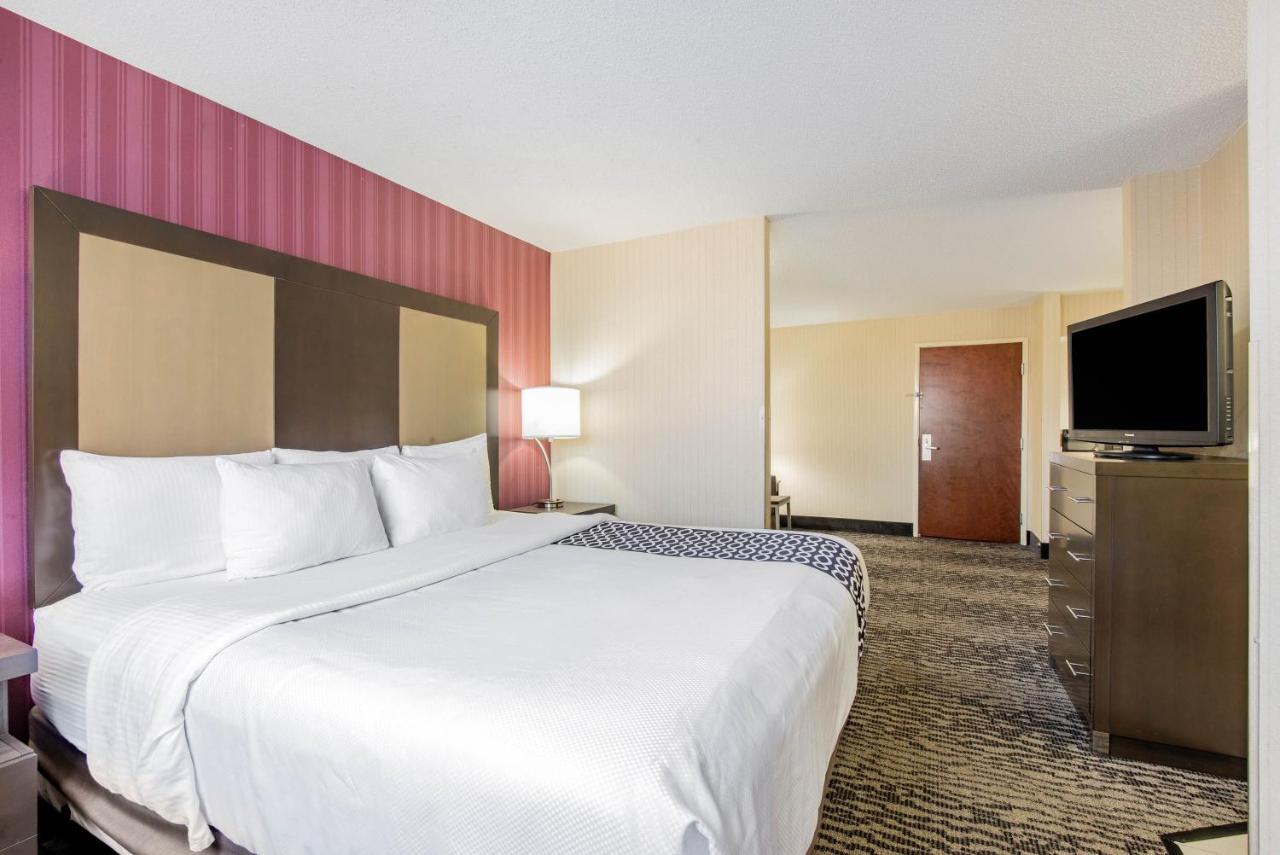 King Studio Suite - Non-Smoking at La Quinta Inn & Suites by Wyndham Newark - Elkton