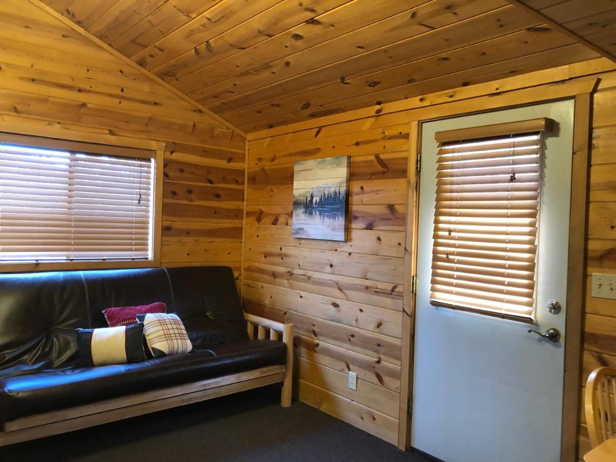 | Mountain View Lodge & Cabins