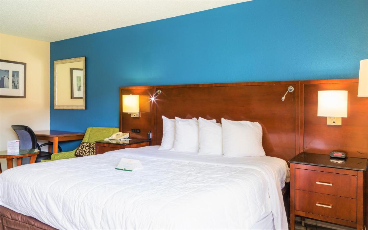 King Suite - Non-Smoking at Quality Inn Sumter