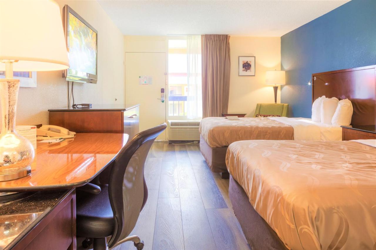 Double Room with Two Double Beds - Smoking at Quality Inn Sumter