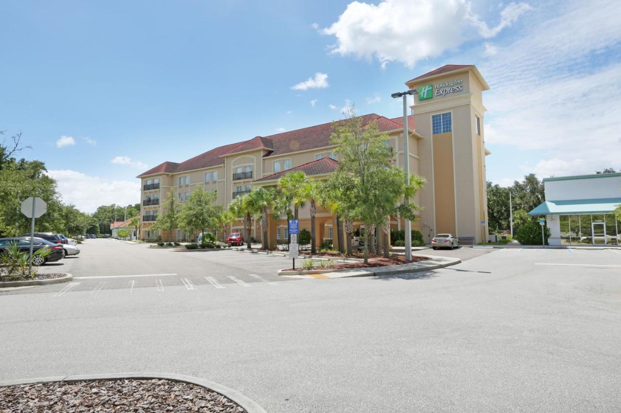  | Holiday Inn Express Tampa N I-75 - University Area