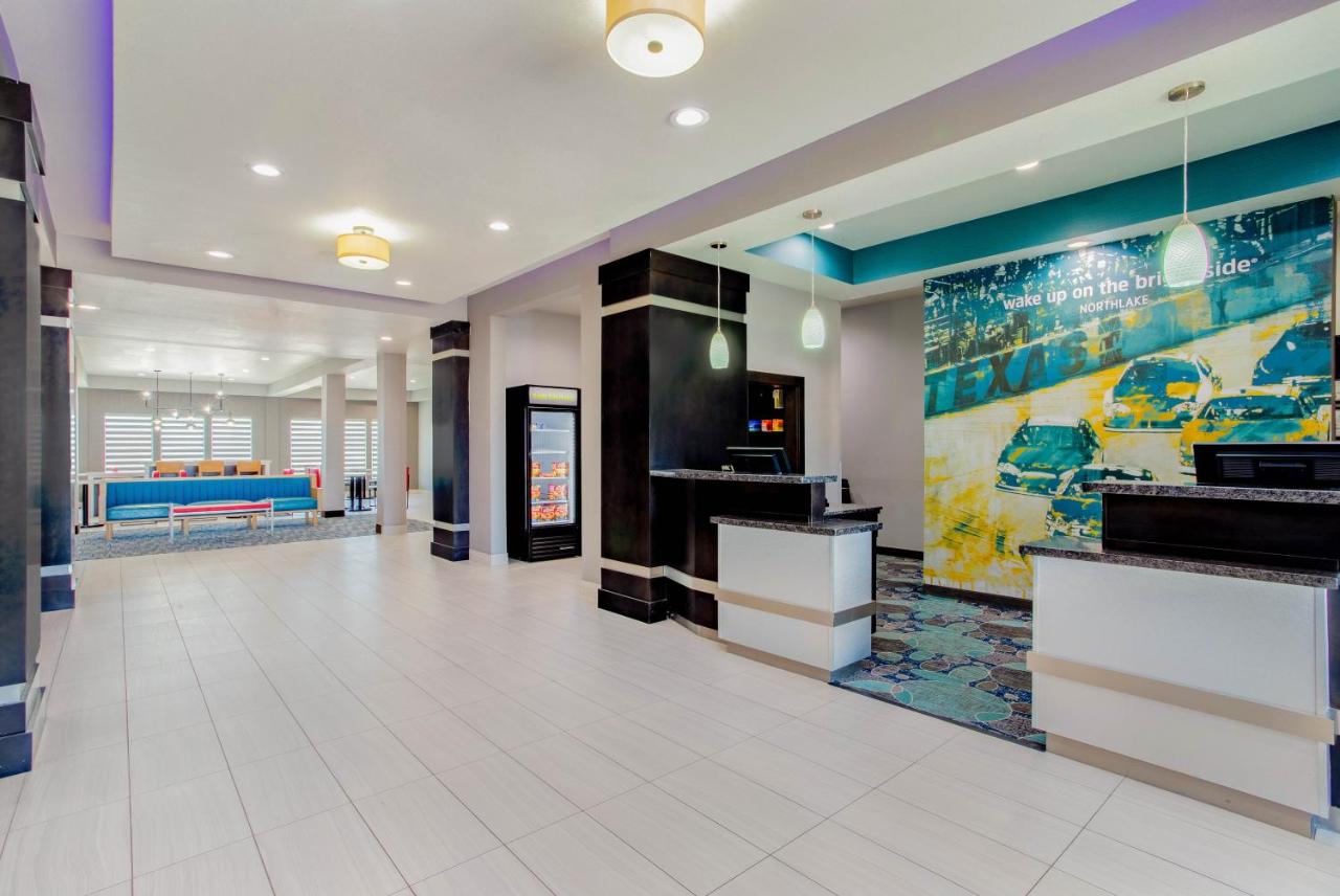 King Room with Roll-In Shower - Mobility/Hearing Accessible - Non-Smoking at La Quinta Inn & Suites by Wyndham Northlake Fort Worth