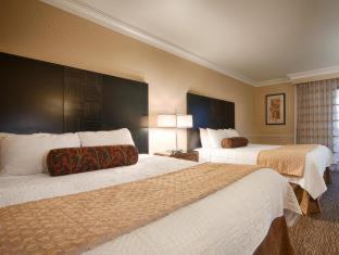 Room #28841717 at Best Western Plus Novato Oaks Inn