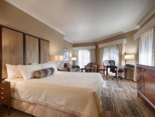 Room #28841718 at Best Western Plus Novato Oaks Inn