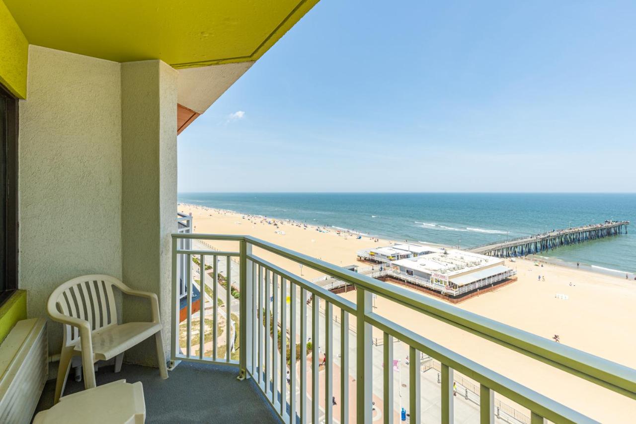 King Room - Disability Access/Non-Smoking at Sandcastle Resort On The Beach