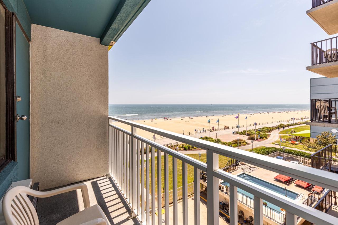 Room with Two Double Beds - Partial Ocean View at Sandcastle Resort On The Beach