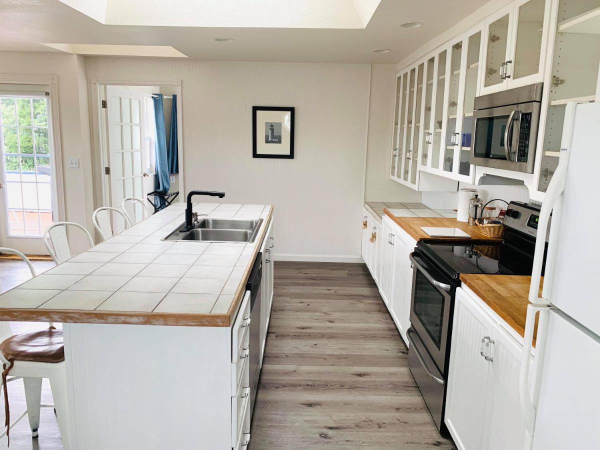 Three-Bedroom Townhouse at Boardwalk Cottages