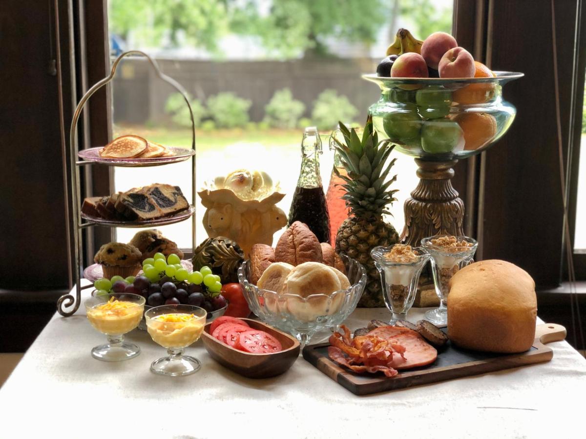  | Heritage House Bed & Breakfast - Boutique Adults-Only Inn
