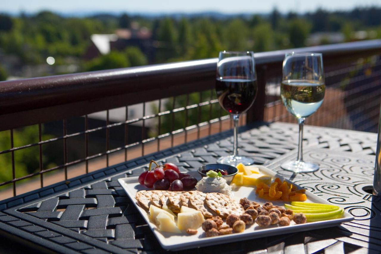 | McMenamins Hotel Oregon