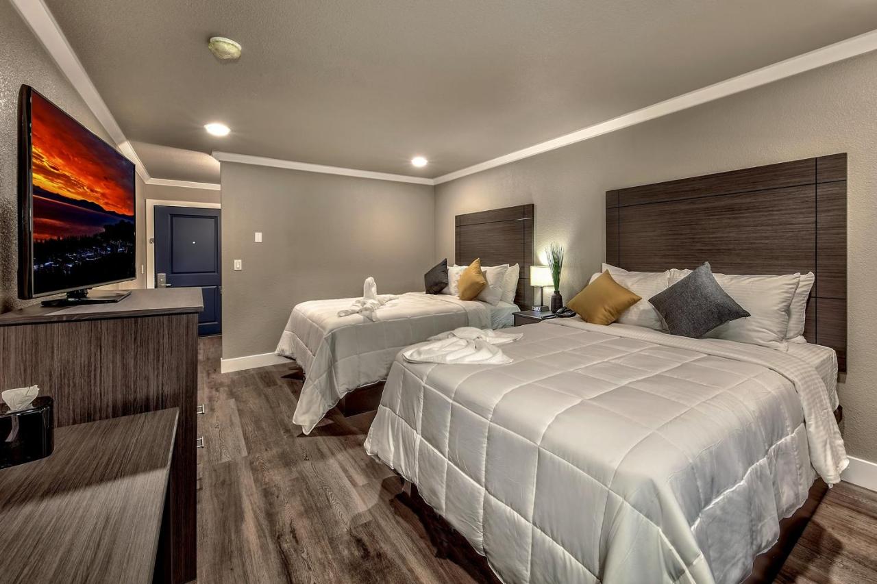 | The Elet Hotel