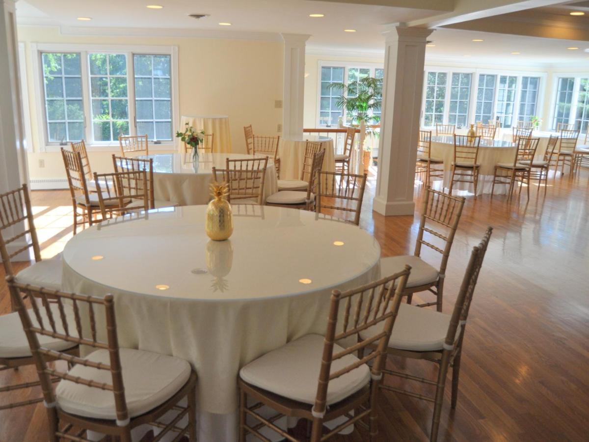 | Anne's Washington Inn