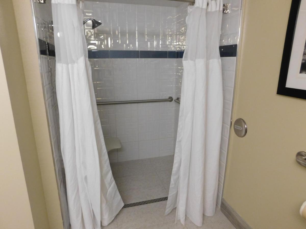 King Room - Disability Access/Non-Smoking at Best Western Plus Anaheim Orange County Hotel