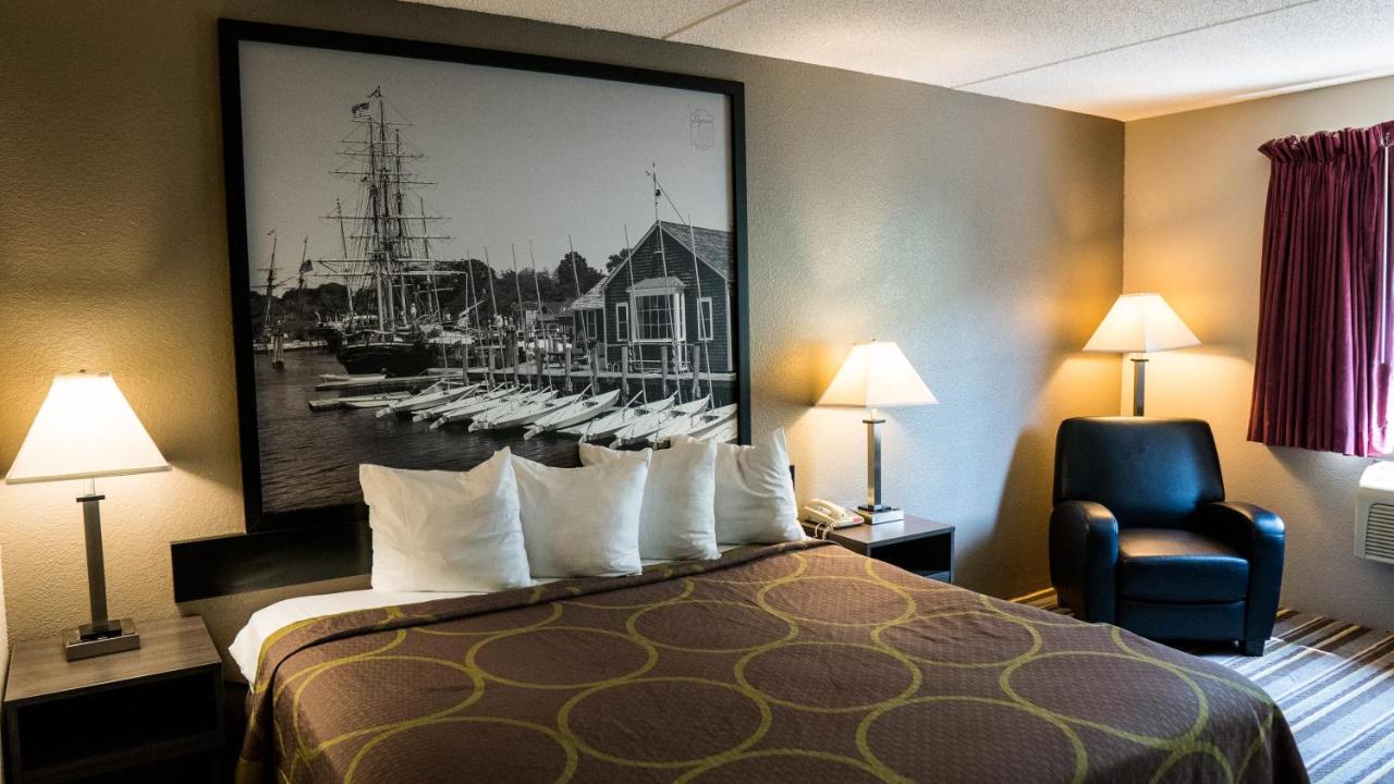 | Super 8 by Wyndham Groton
