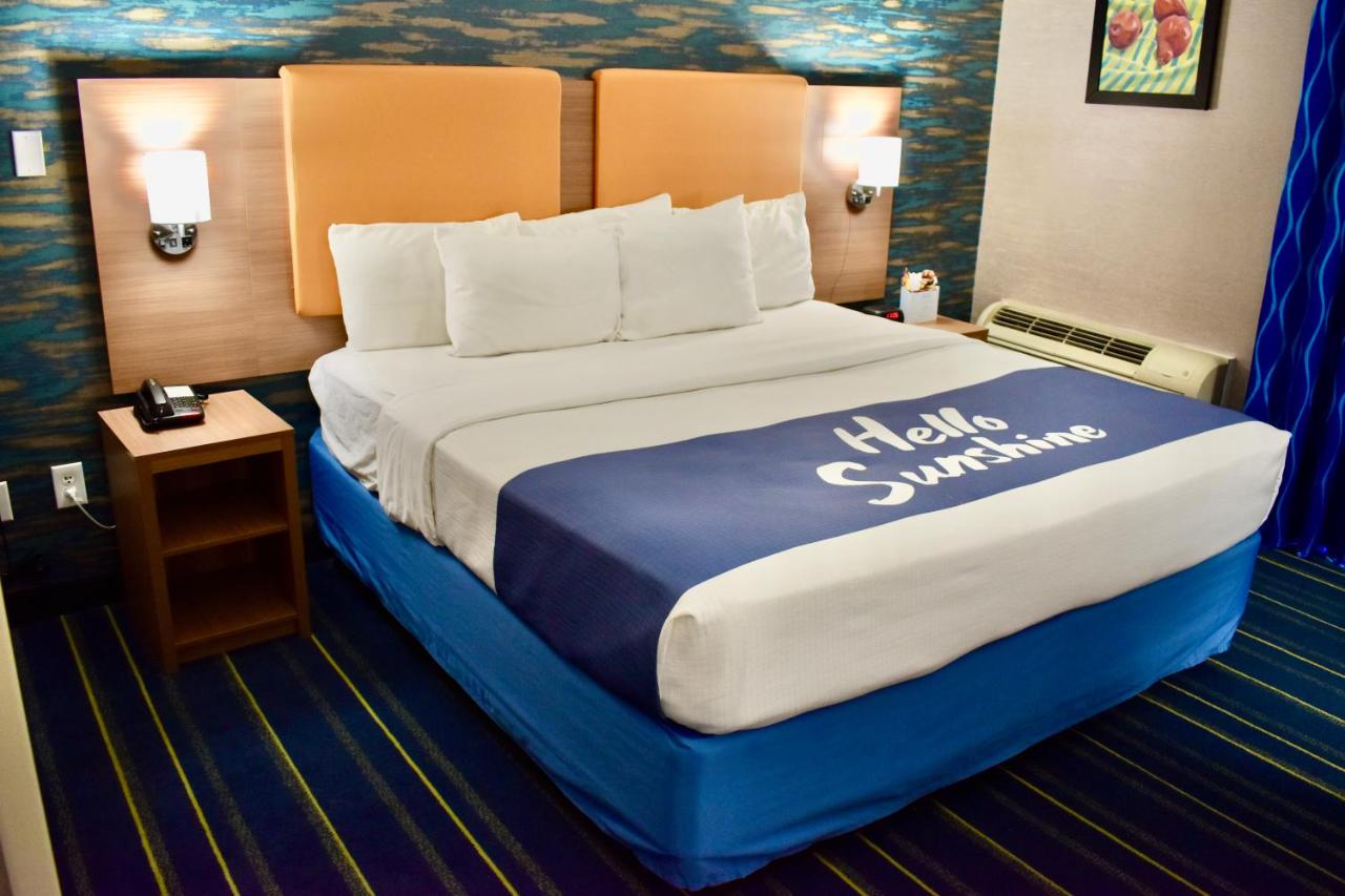 | Days Inn by Wyndham Wayne
