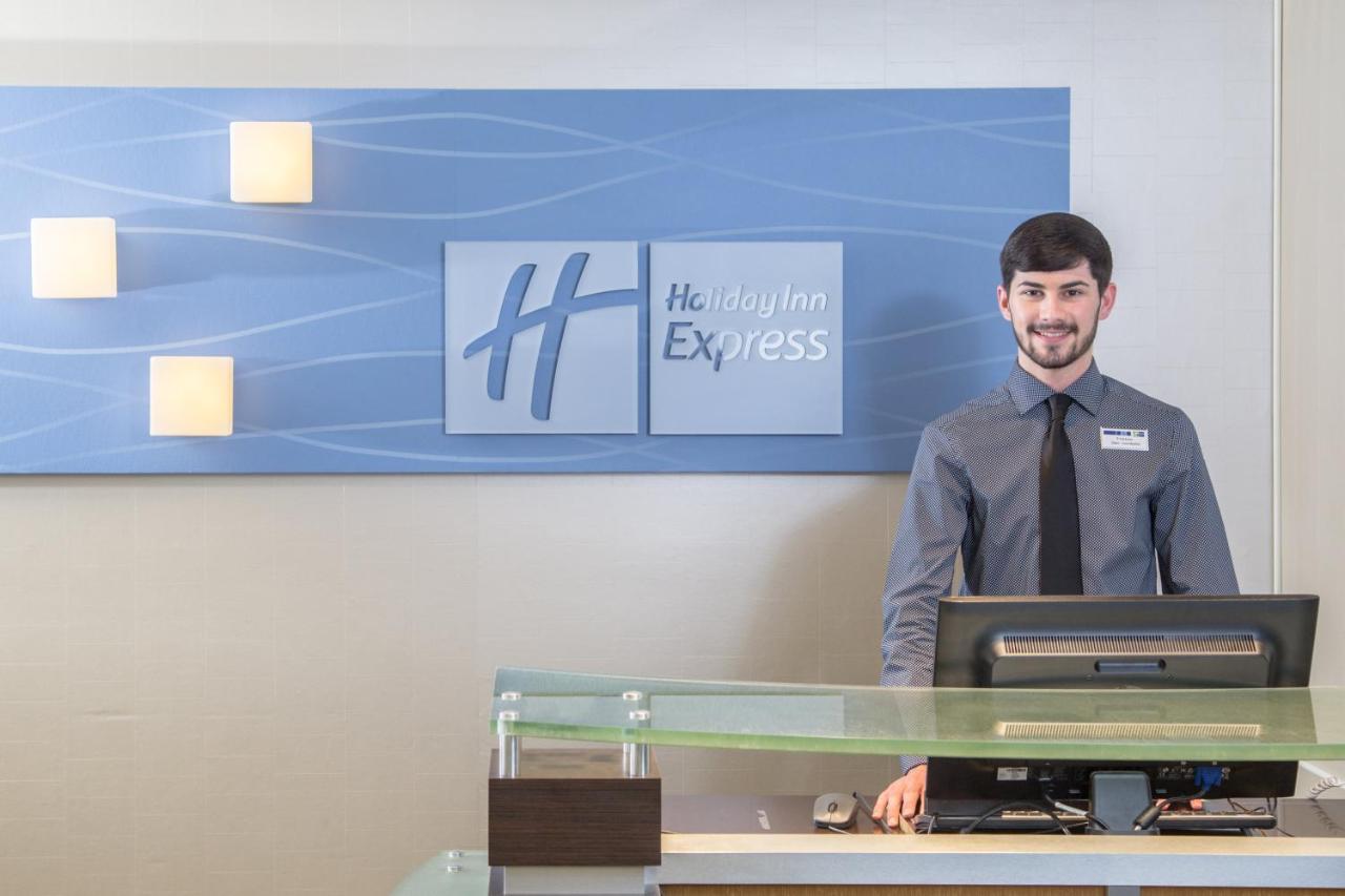  | Holiday Inn Express Hotel & Suites Oxford