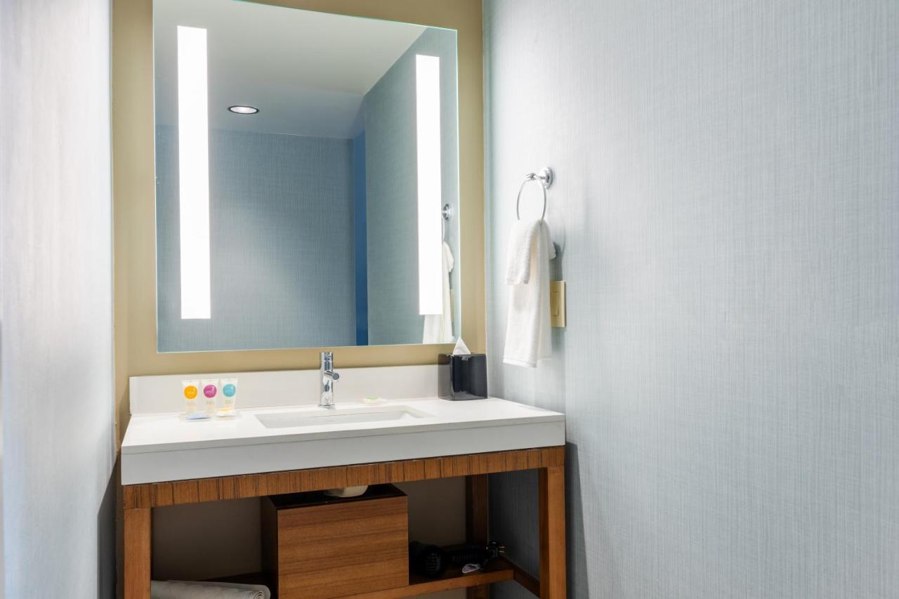 King Room - Disability Access at Hyatt Place Atlanta Centennial Park