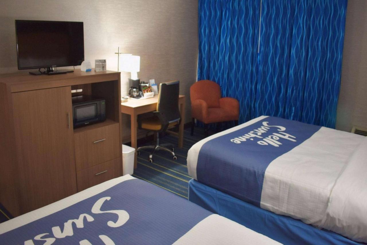 | Days Inn by Wyndham Wayne