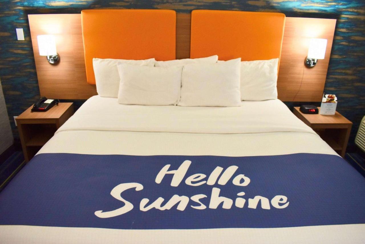 | Days Inn by Wyndham Wayne