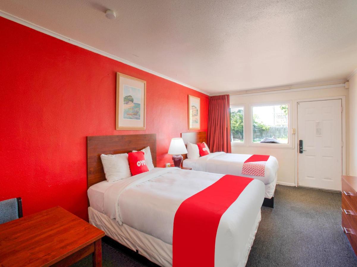 | OYO Hotel Padre Island Corpus Christi