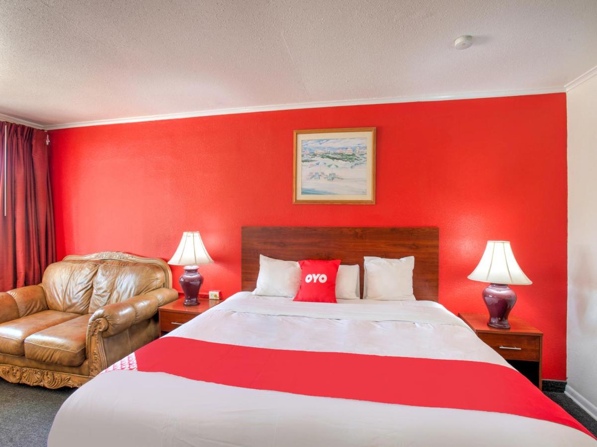 | OYO Hotel Padre Island Corpus Christi